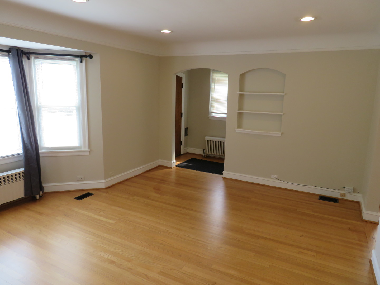 6957 W Fletcher Street Property Photo 17