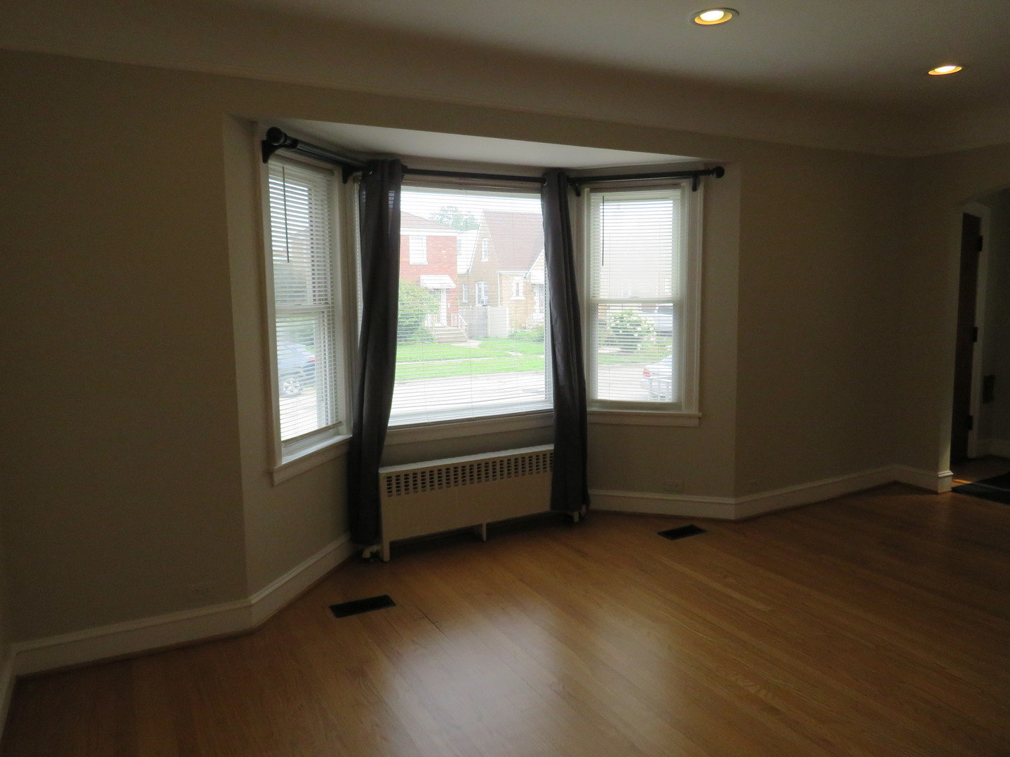 6957 W Fletcher Street Property Photo 19
