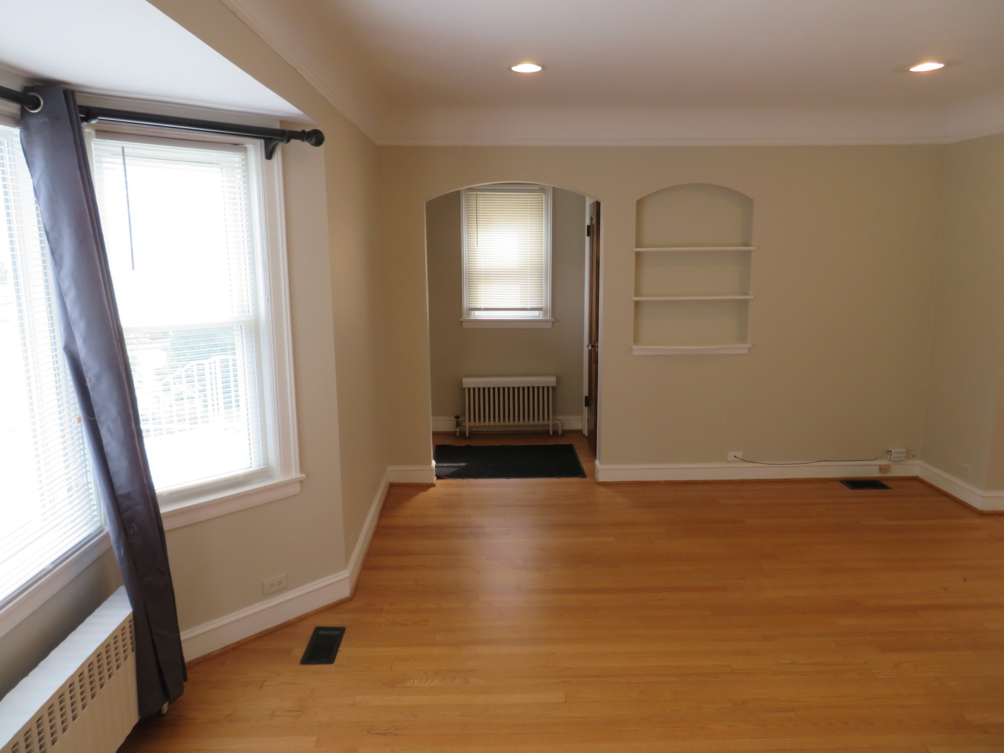 6957 W Fletcher Street Property Photo 21
