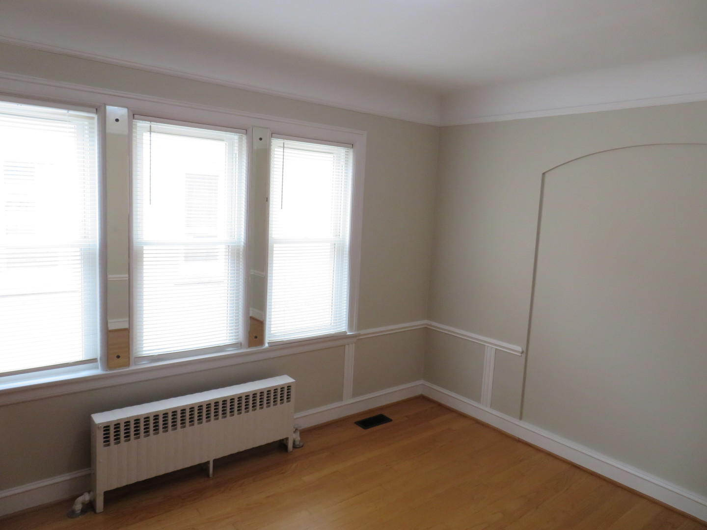 6957 W Fletcher Street Property Photo 30