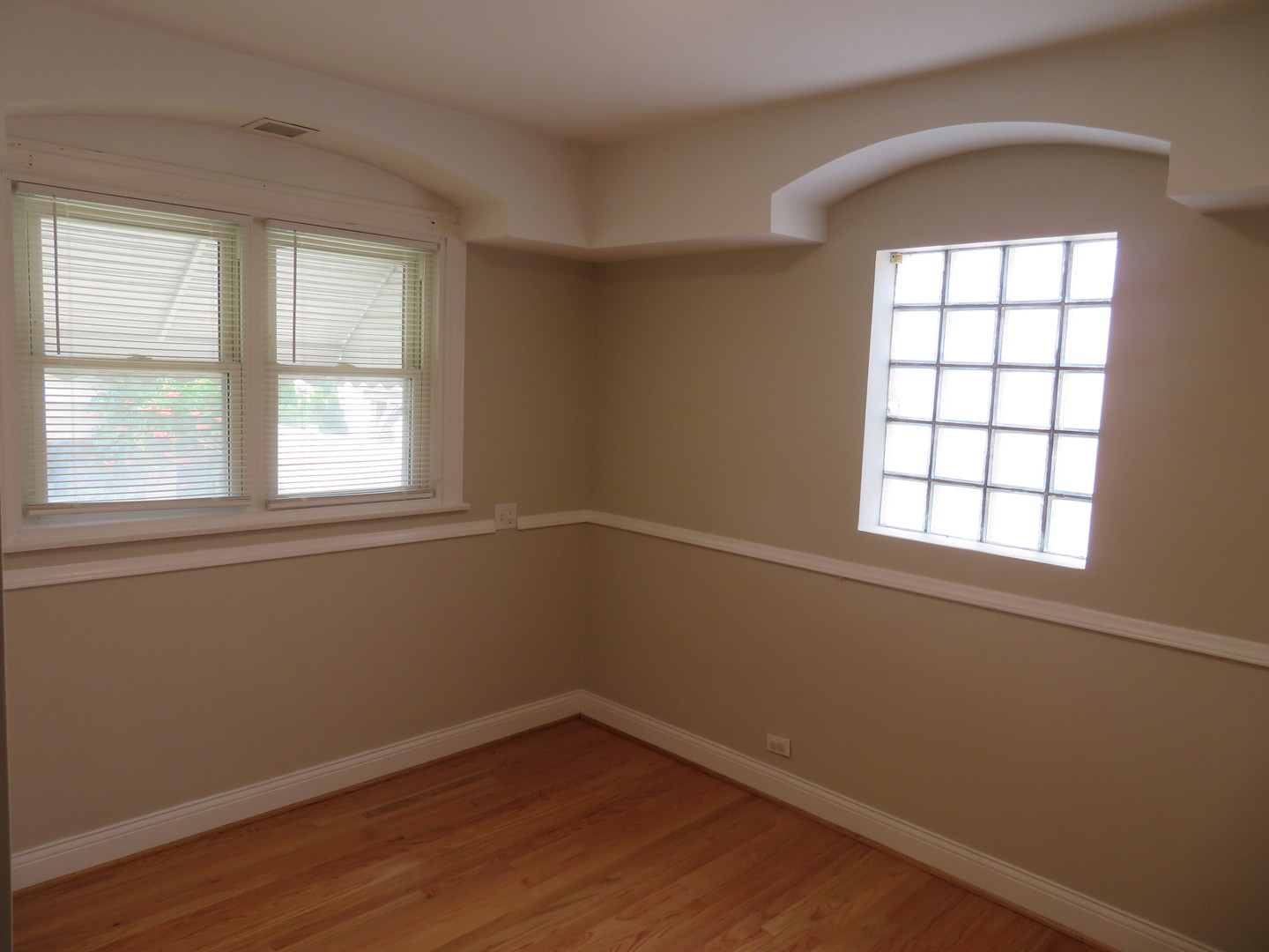 6957 W Fletcher Street Property Photo 36