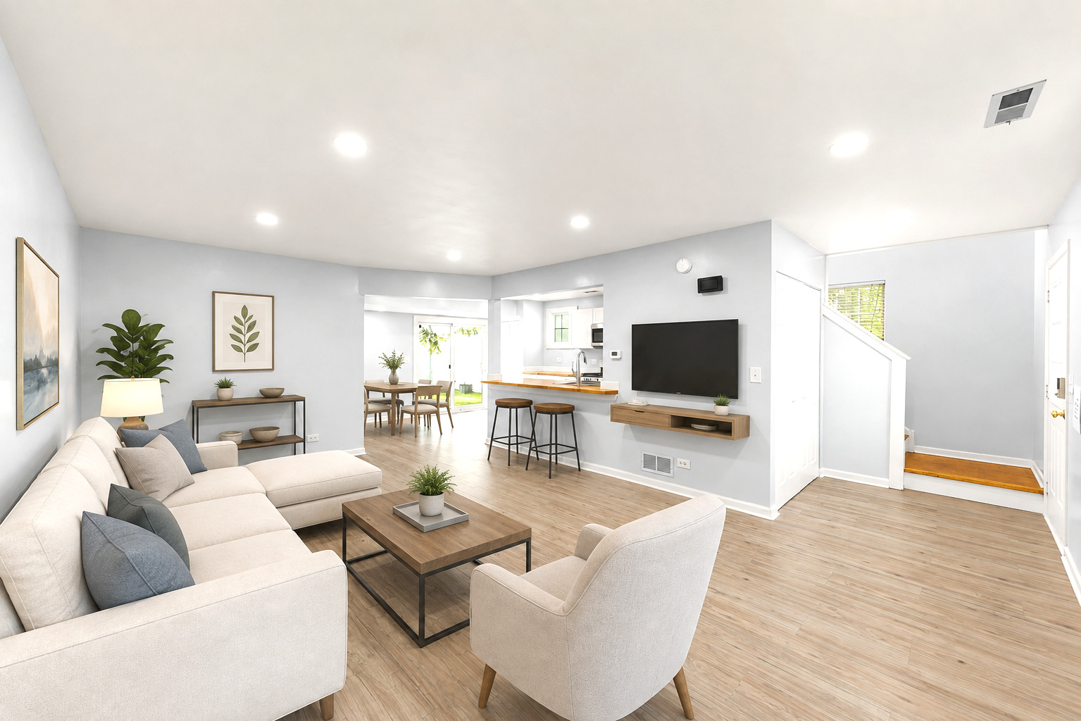1010 Symphony Drive Property Photo 12