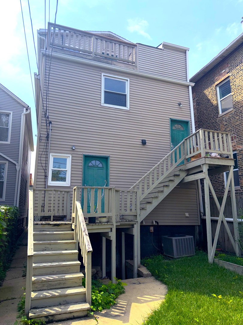 1621 N Talman Avenue Property Photo 2