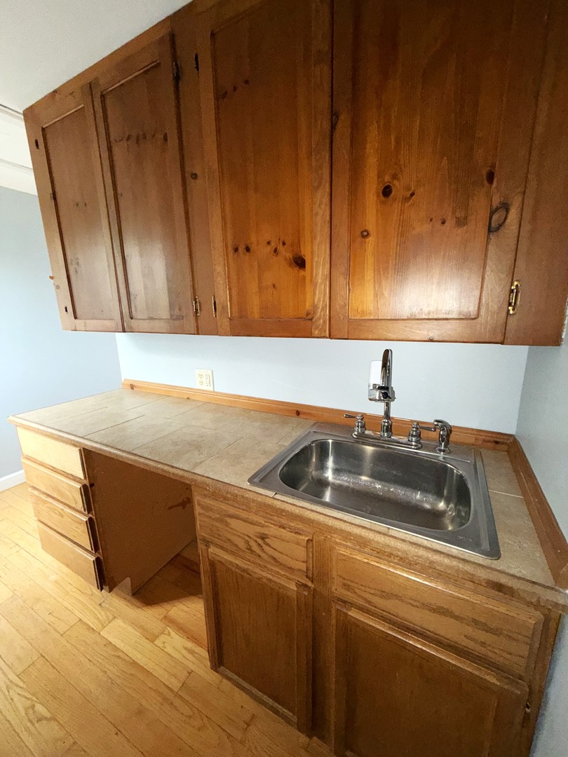1621 N Talman Avenue Property Photo 51