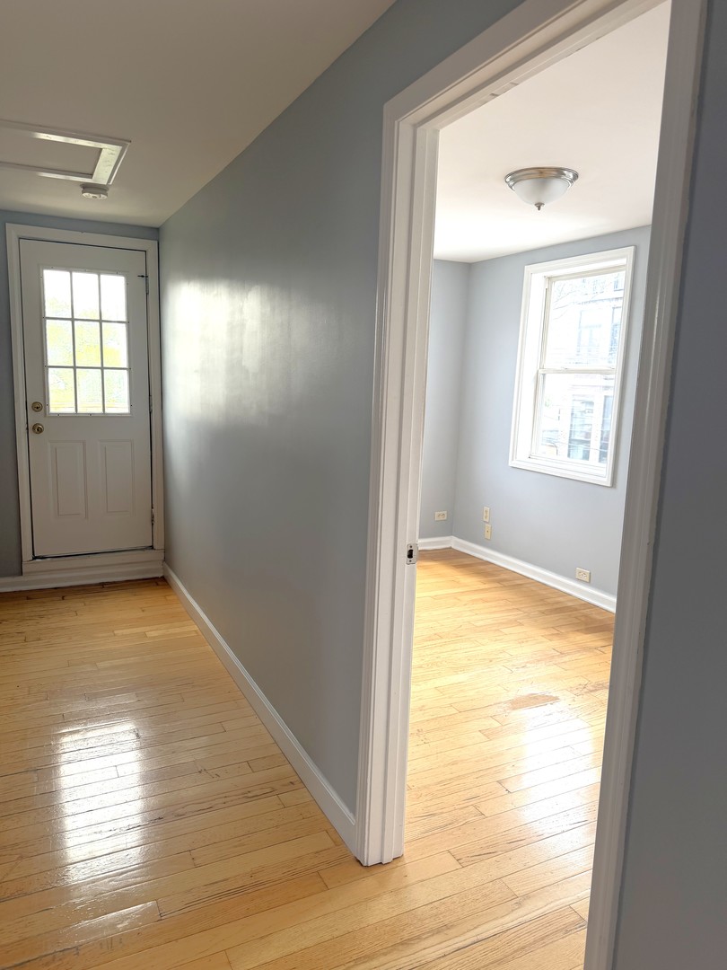 1621 N Talman Avenue Property Photo 58