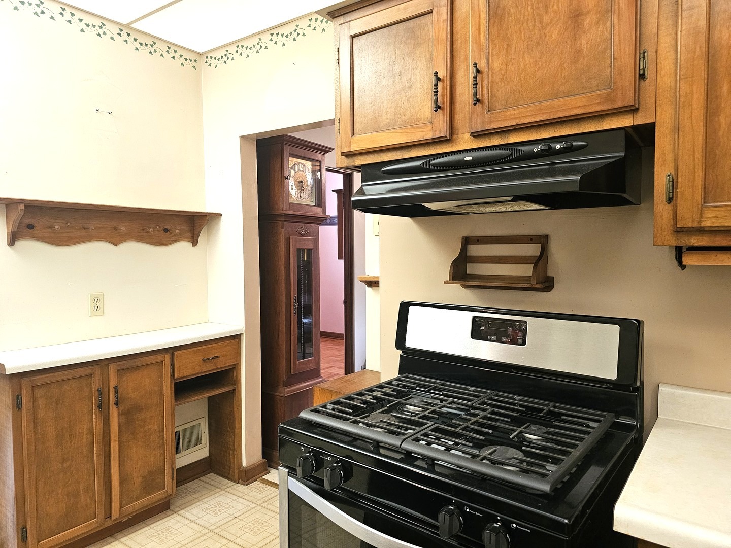 14-12 156th Street Property Photo 34