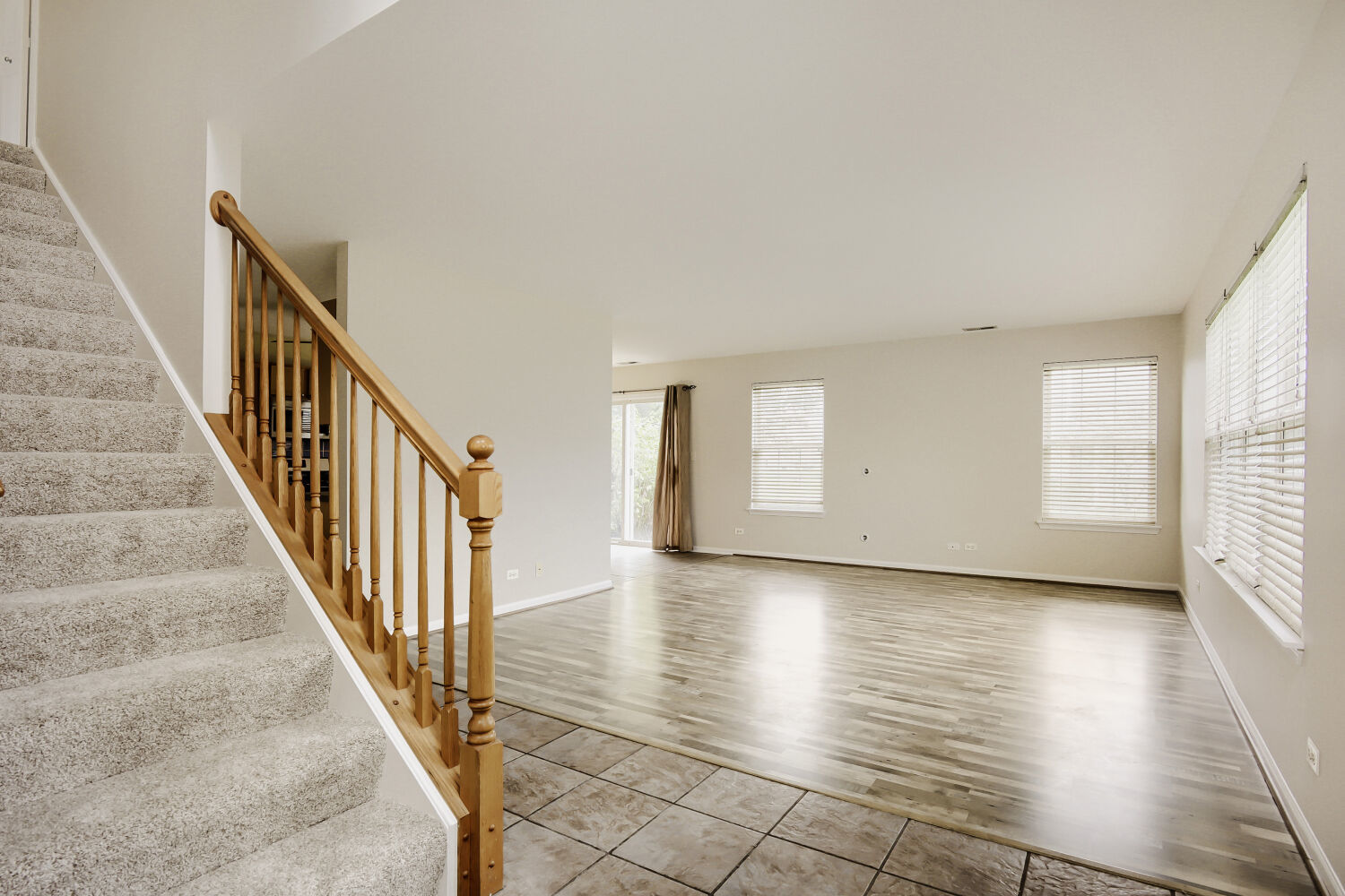 17426 Jordan Lane Property Photo 2