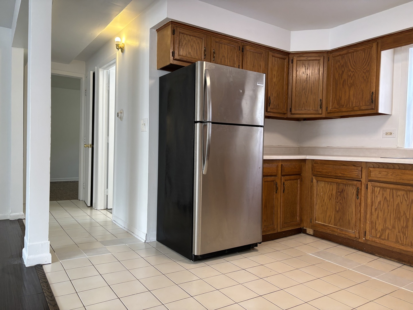 5700 W Montrose Avenue 1-c Property Photo 8