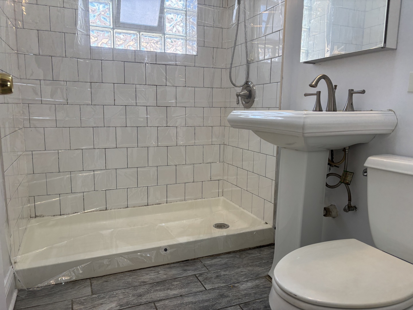 5700 W Montrose Avenue 1-c Property Photo 12
