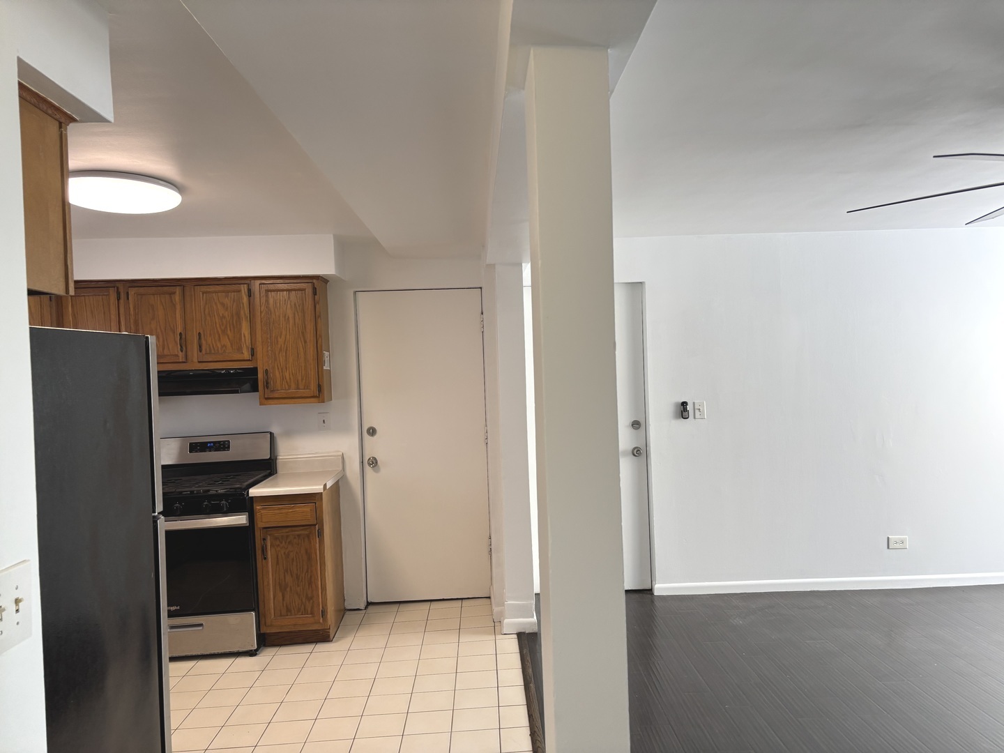 5700 W Montrose Avenue 1-c Property Photo 15