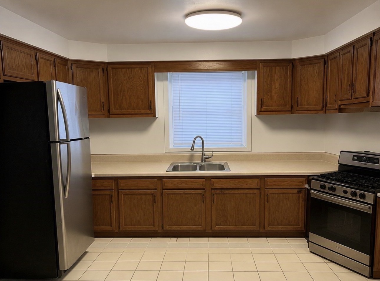 5700 W Montrose Avenue 1-c Property Photo 18