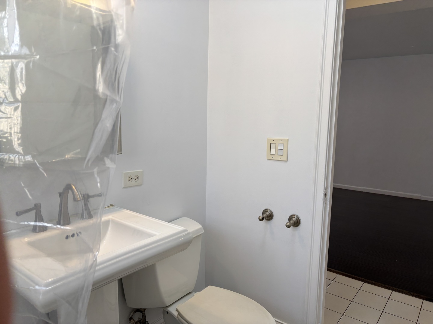5700 W Montrose Avenue 1-c Property Photo 23