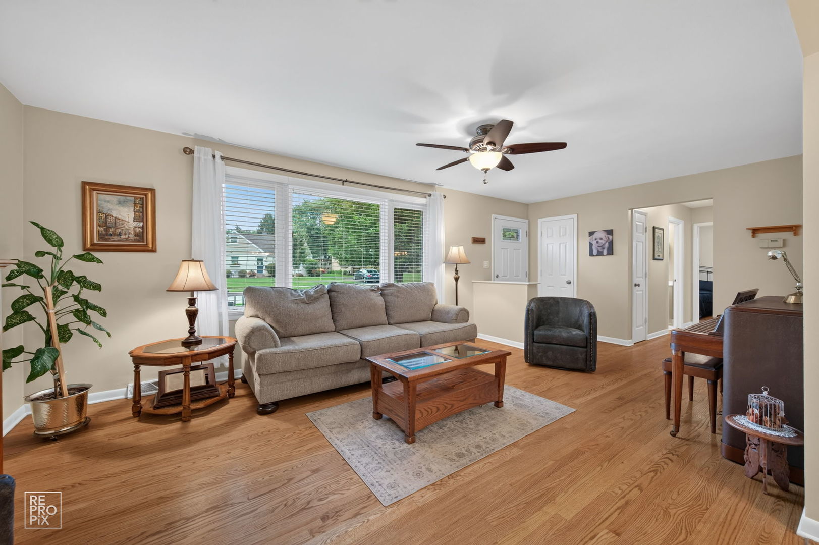 606 Banbury Court Property Photo 3