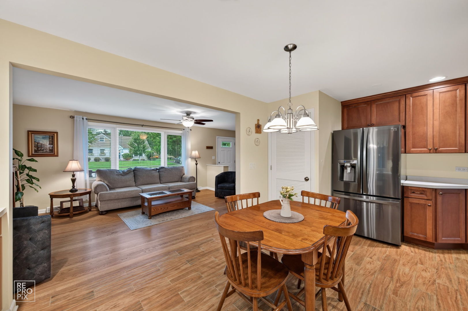 606 Banbury Court Property Photo 6