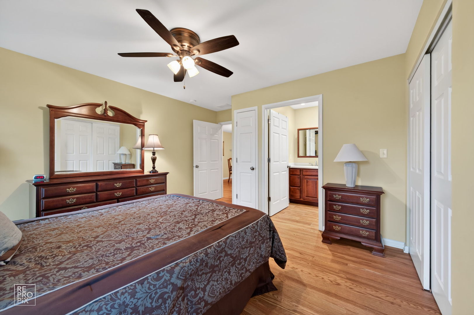 606 Banbury Court Property Photo 12