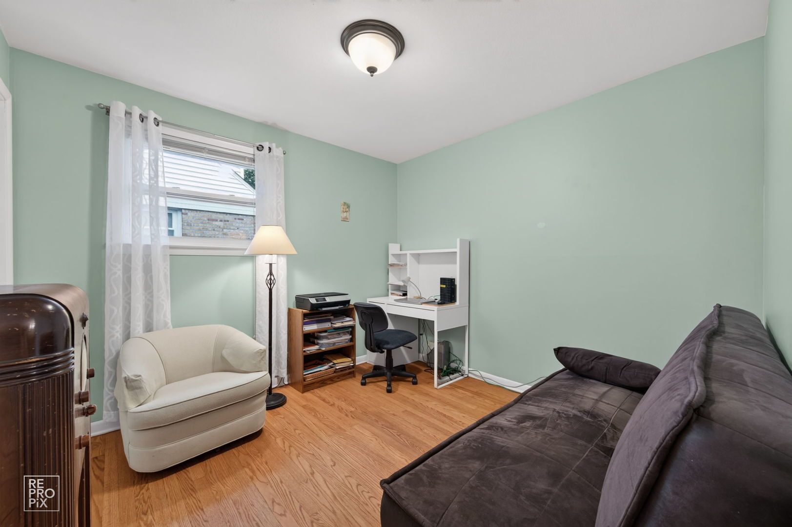 606 Banbury Court Property Photo 19