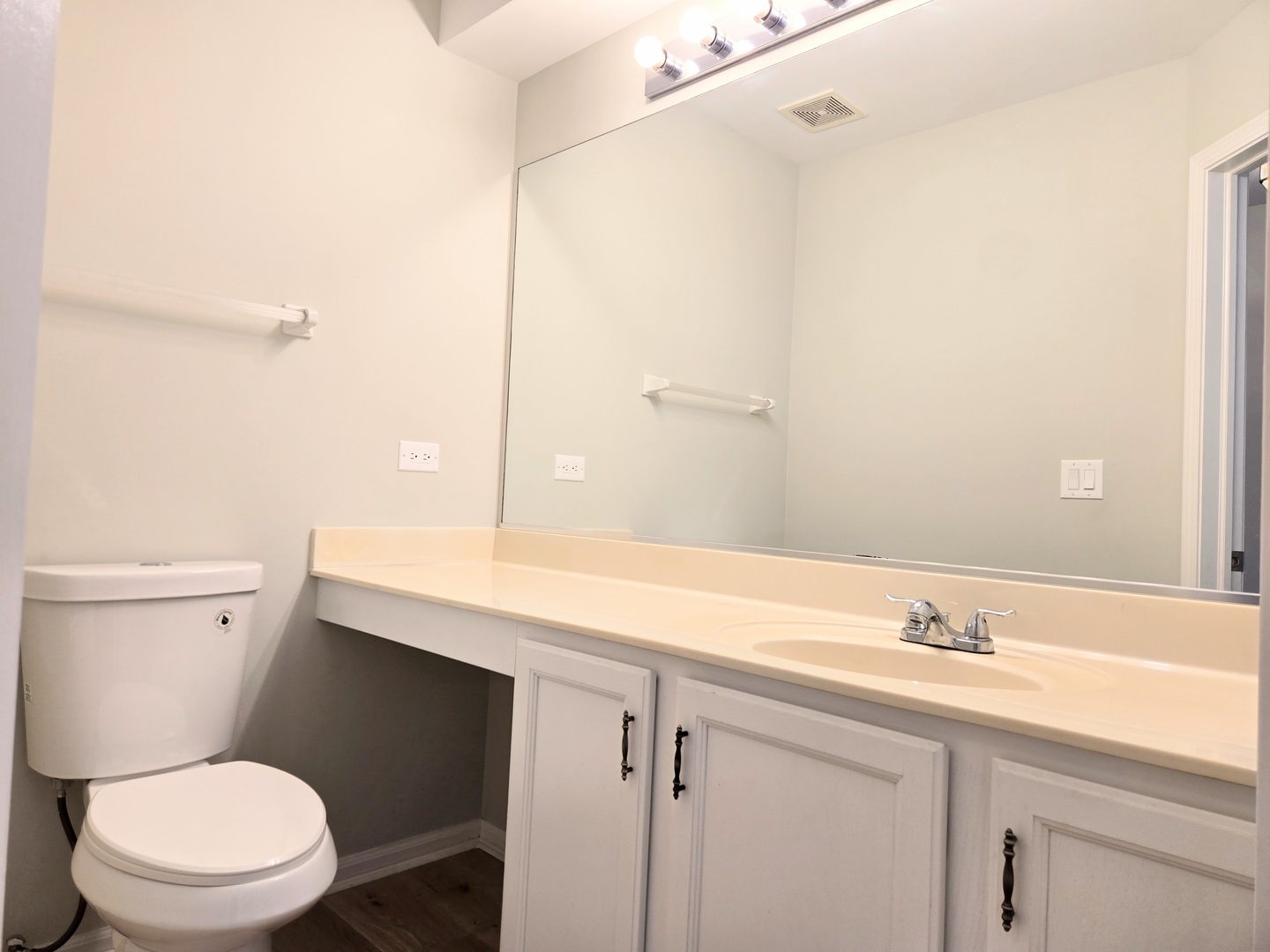 168 Holmes Way Property Photo 21