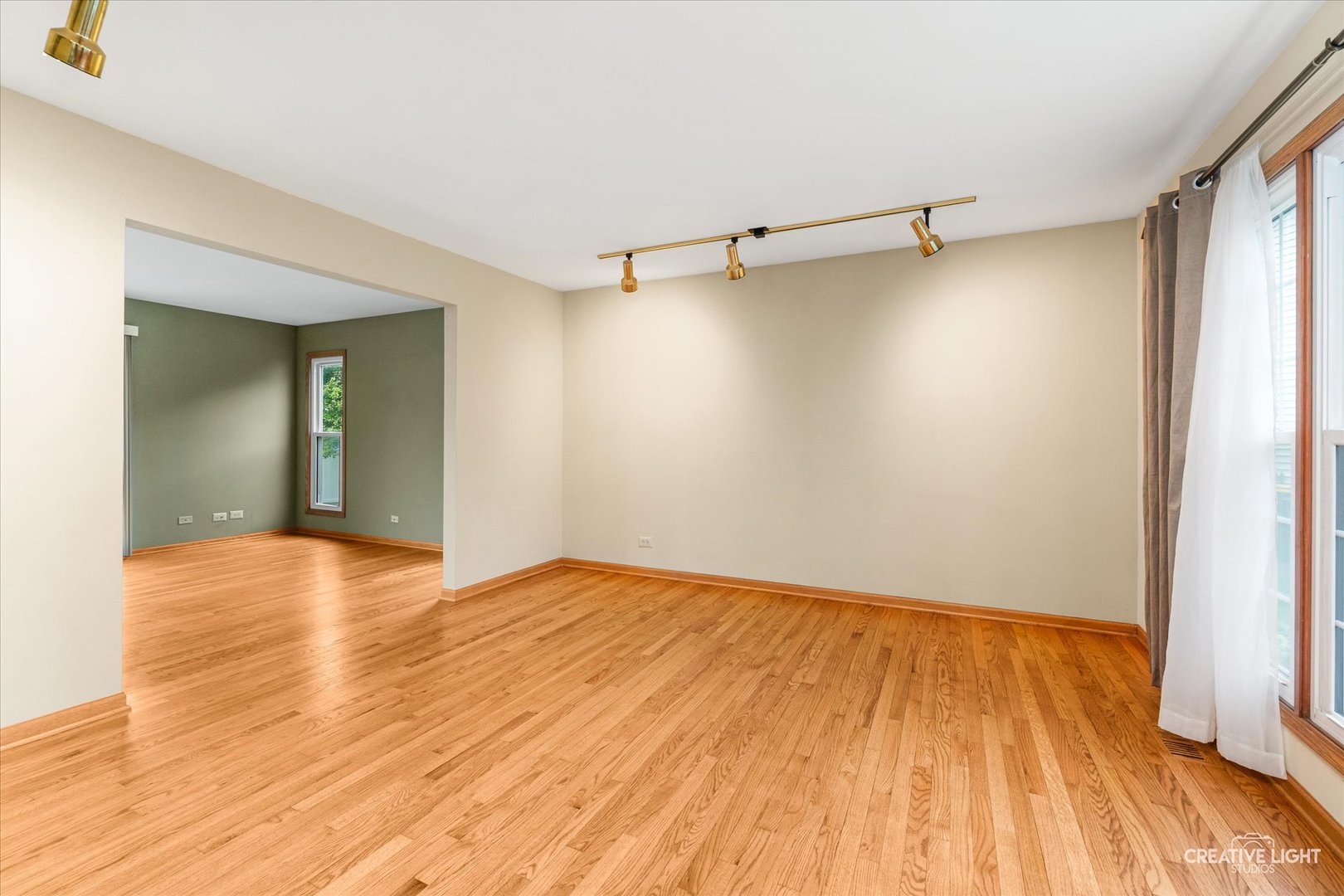 920 Fairfax Court Property Photo 3