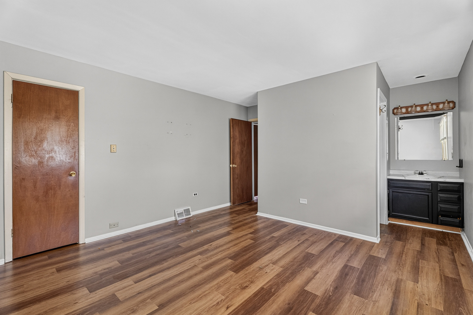 815 Blackhawk Drive Property Photo 18
