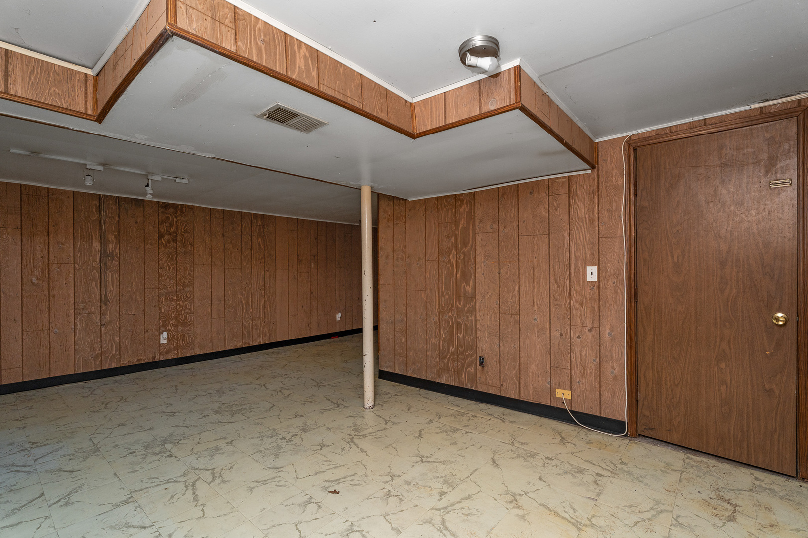 815 Blackhawk Drive Property Photo 25