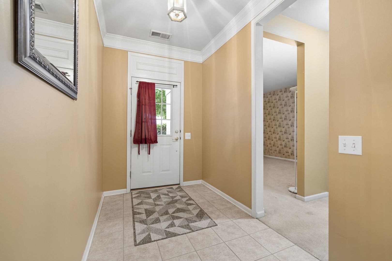 305 National Drive Property Photo 2