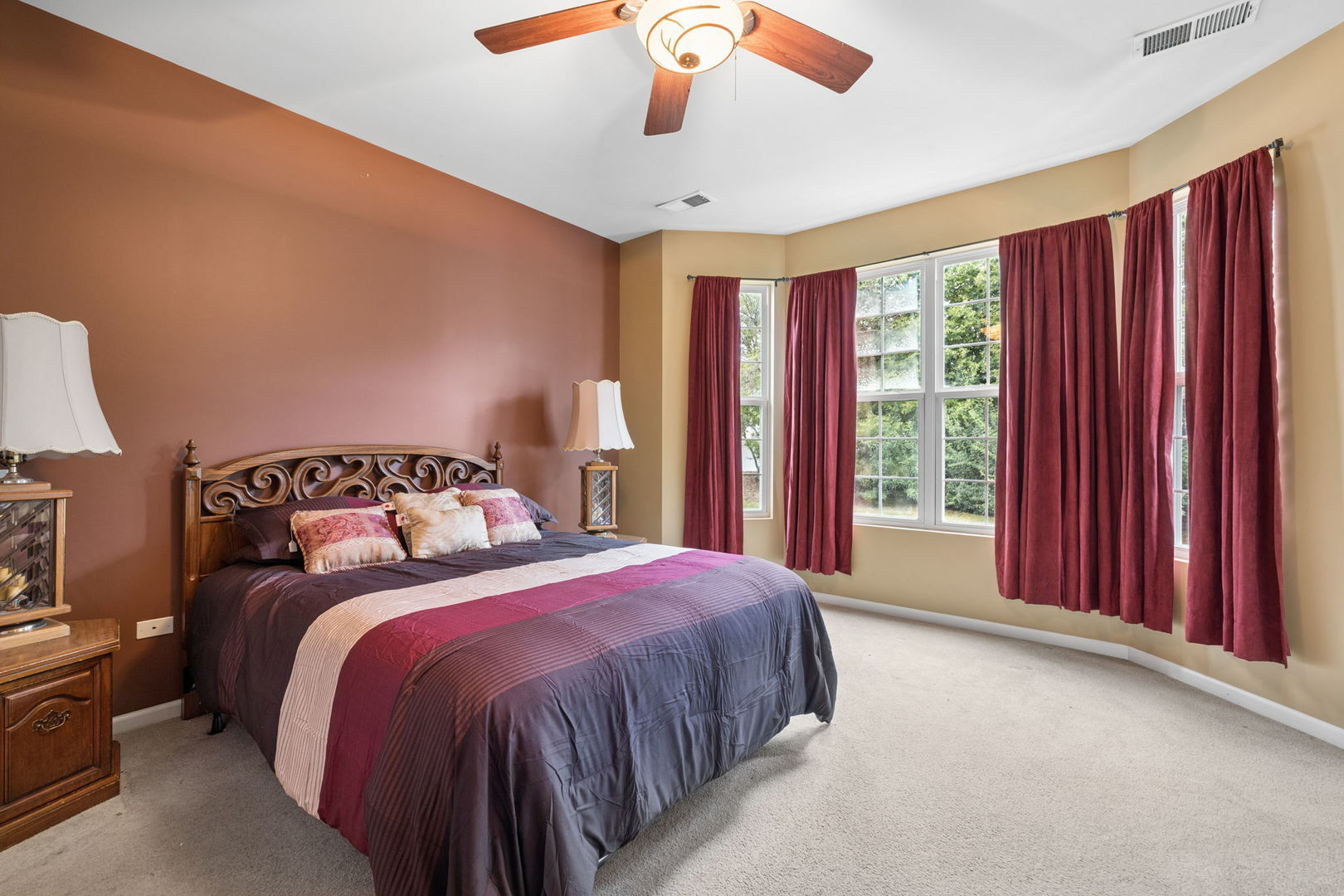 305 National Drive Property Photo 11