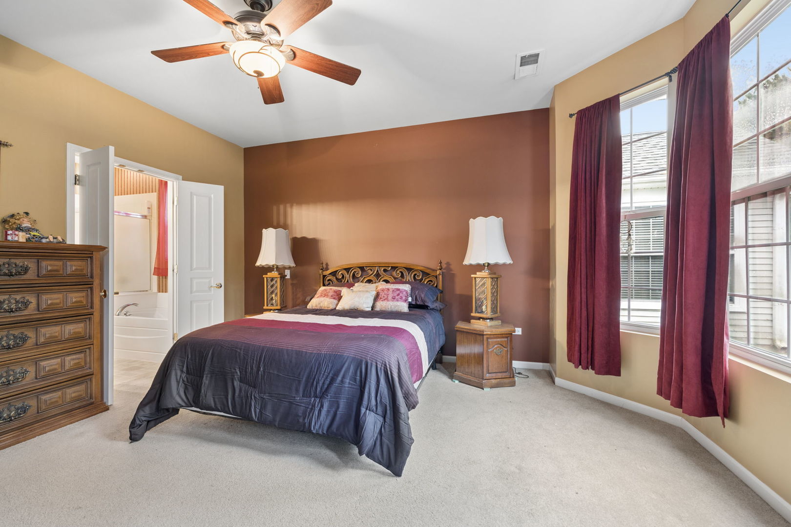 305 National Drive Property Photo 12