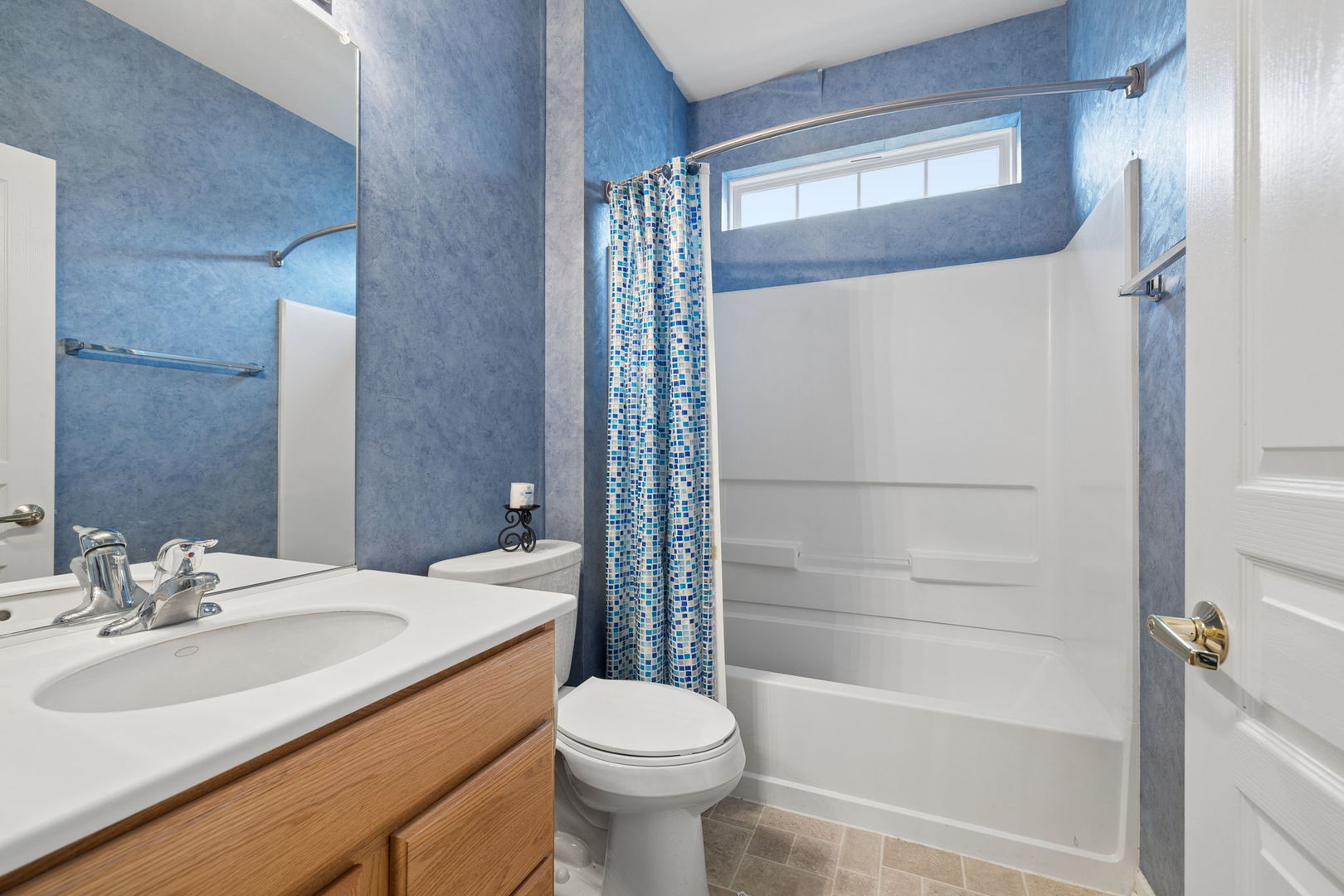 305 National Drive Property Photo 15