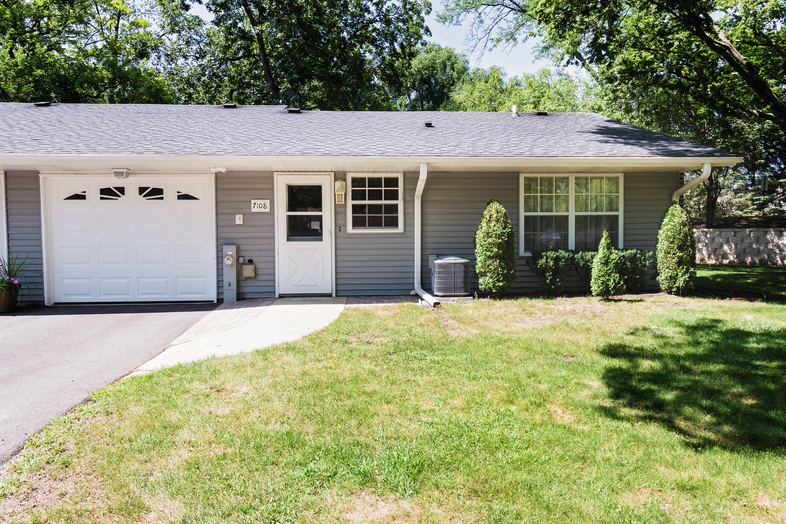 7108 Lexington Lane 7108 Property Photo 1