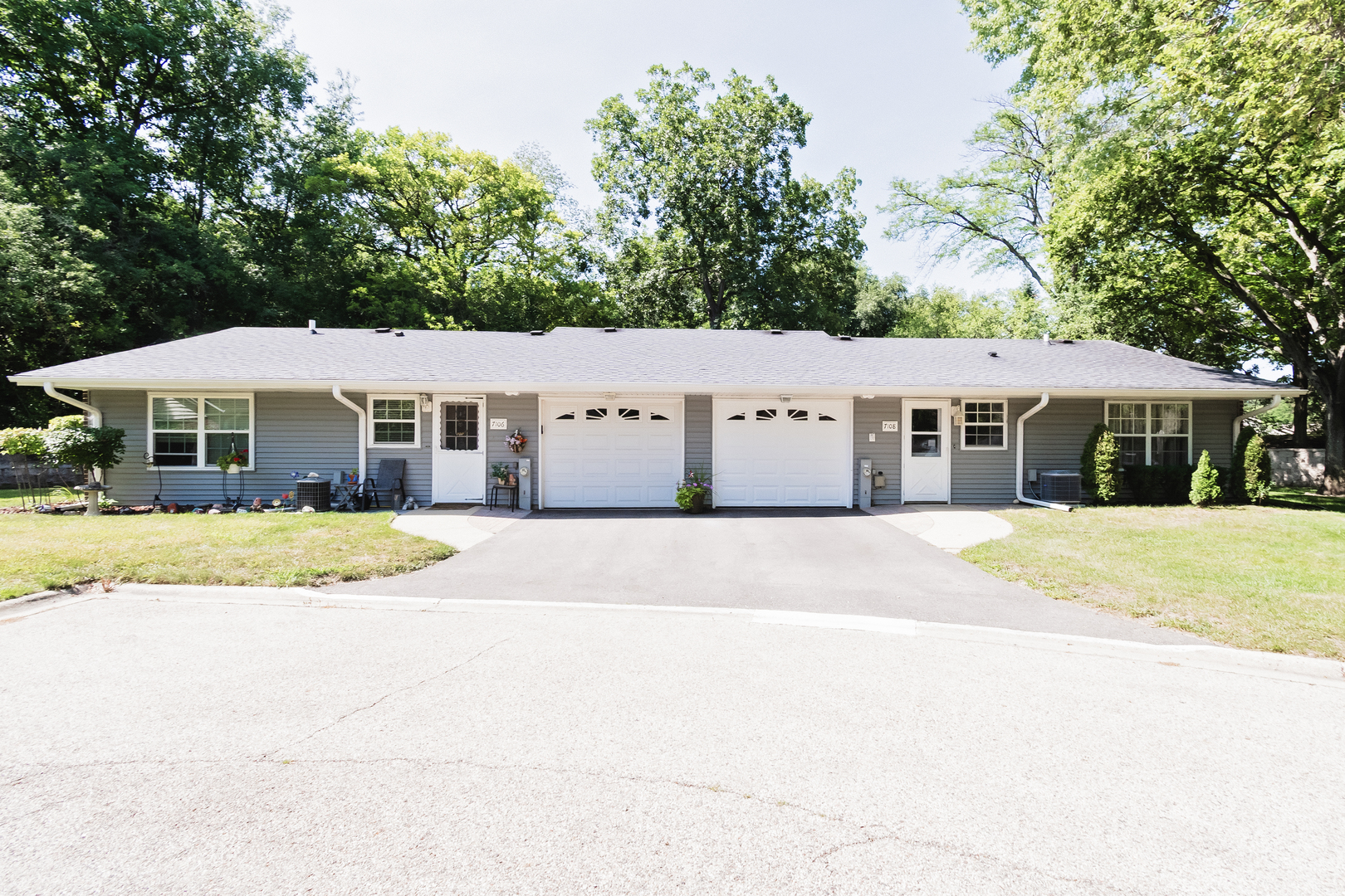 7108 Lexington Lane 7108 Property Photo 2