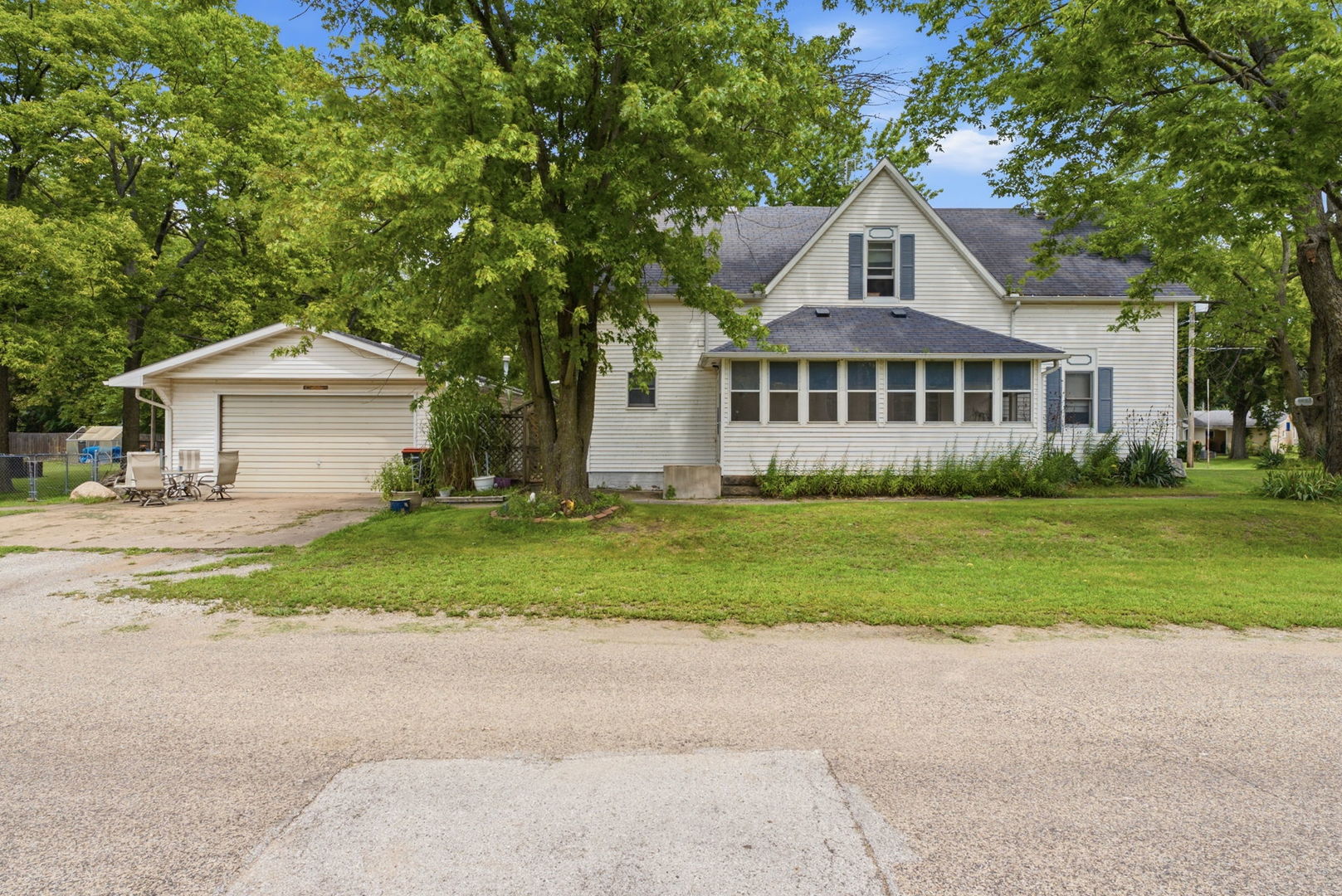 201 4th Street Property Photo 1