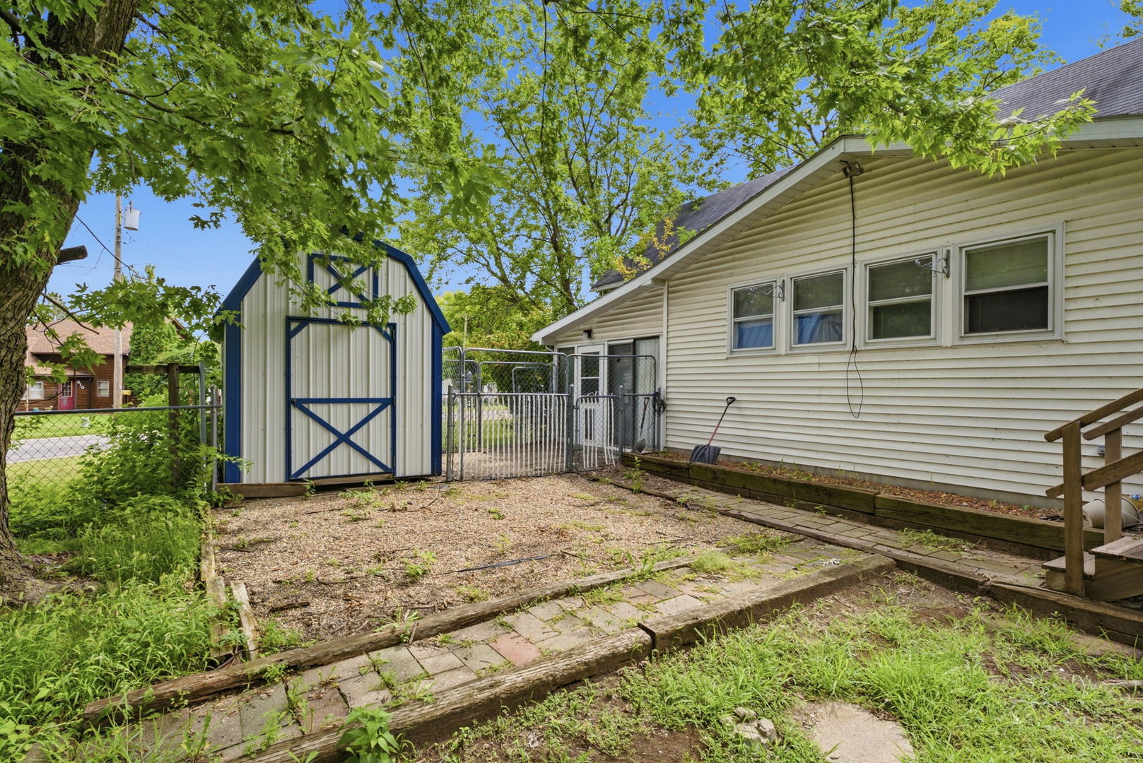 201 4th Street Property Photo 25