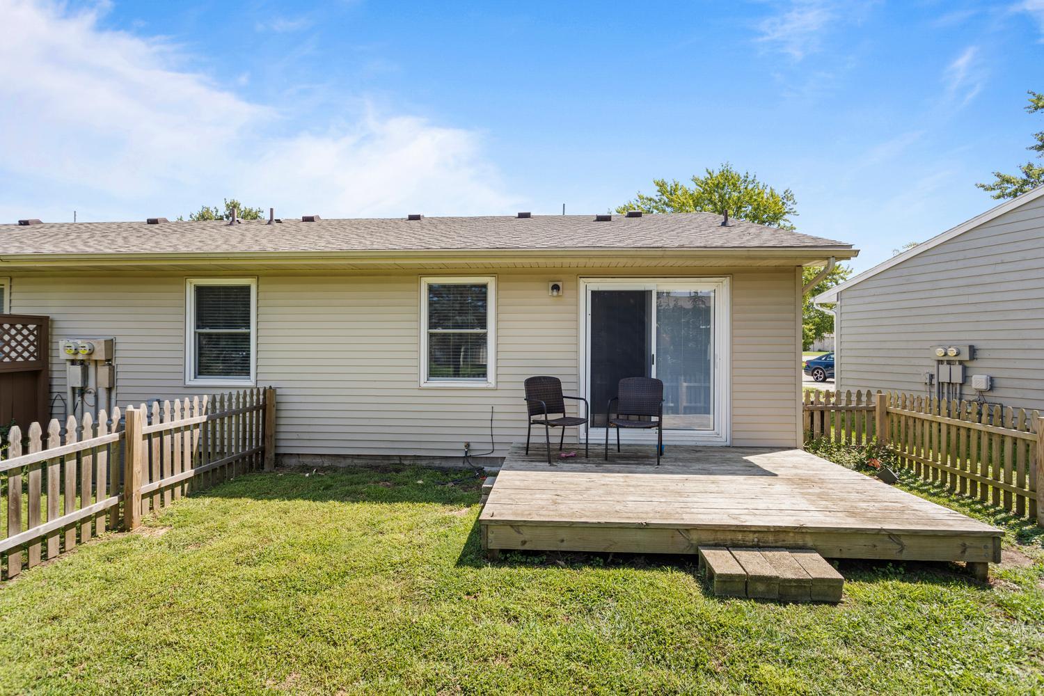 2135 Ivy Court Property Photo 4