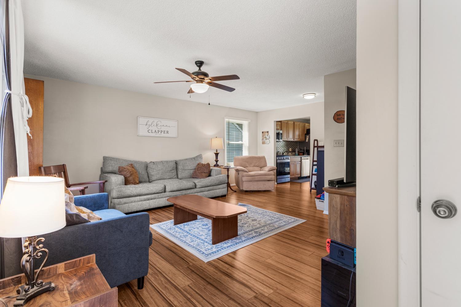 2135 Ivy Court Property Photo 8