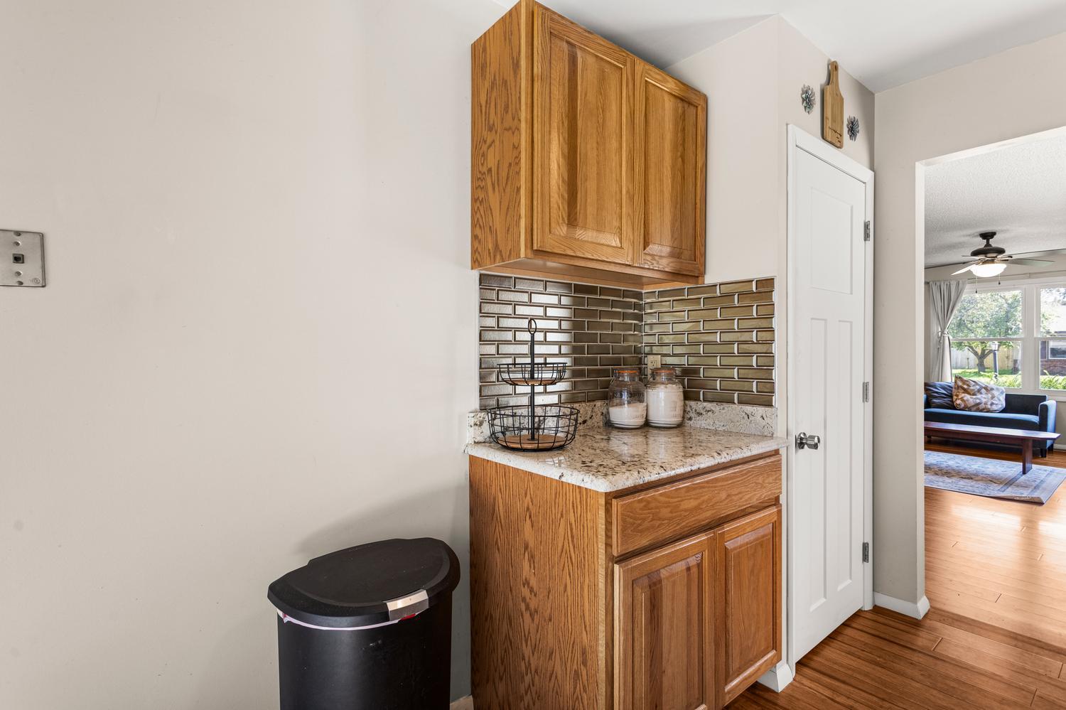 2135 Ivy Court Property Photo 16