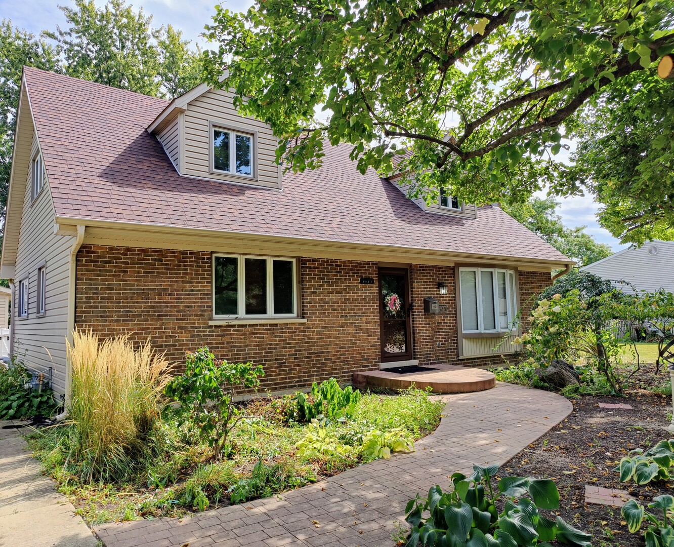 1937 Nottingham Lane Property Photo 1