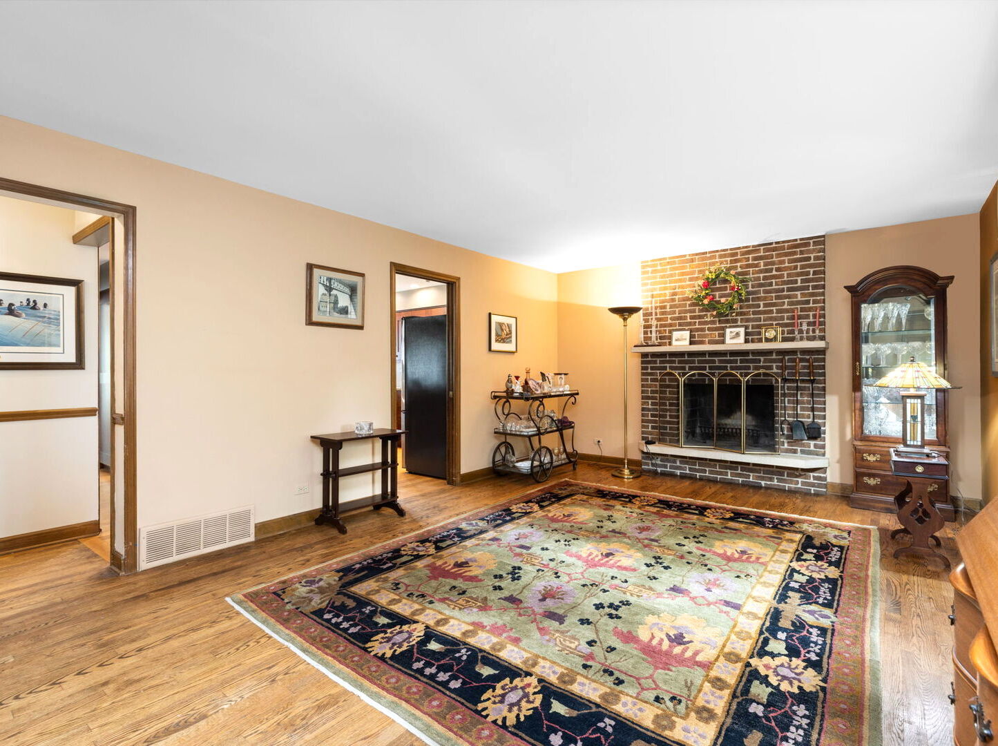 1937 Nottingham Lane Property Photo 7
