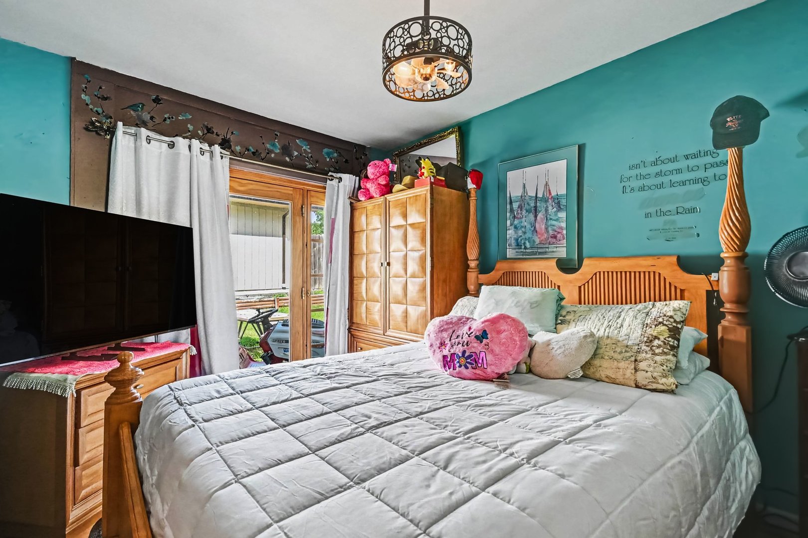 404 N River Street Property Photo 10