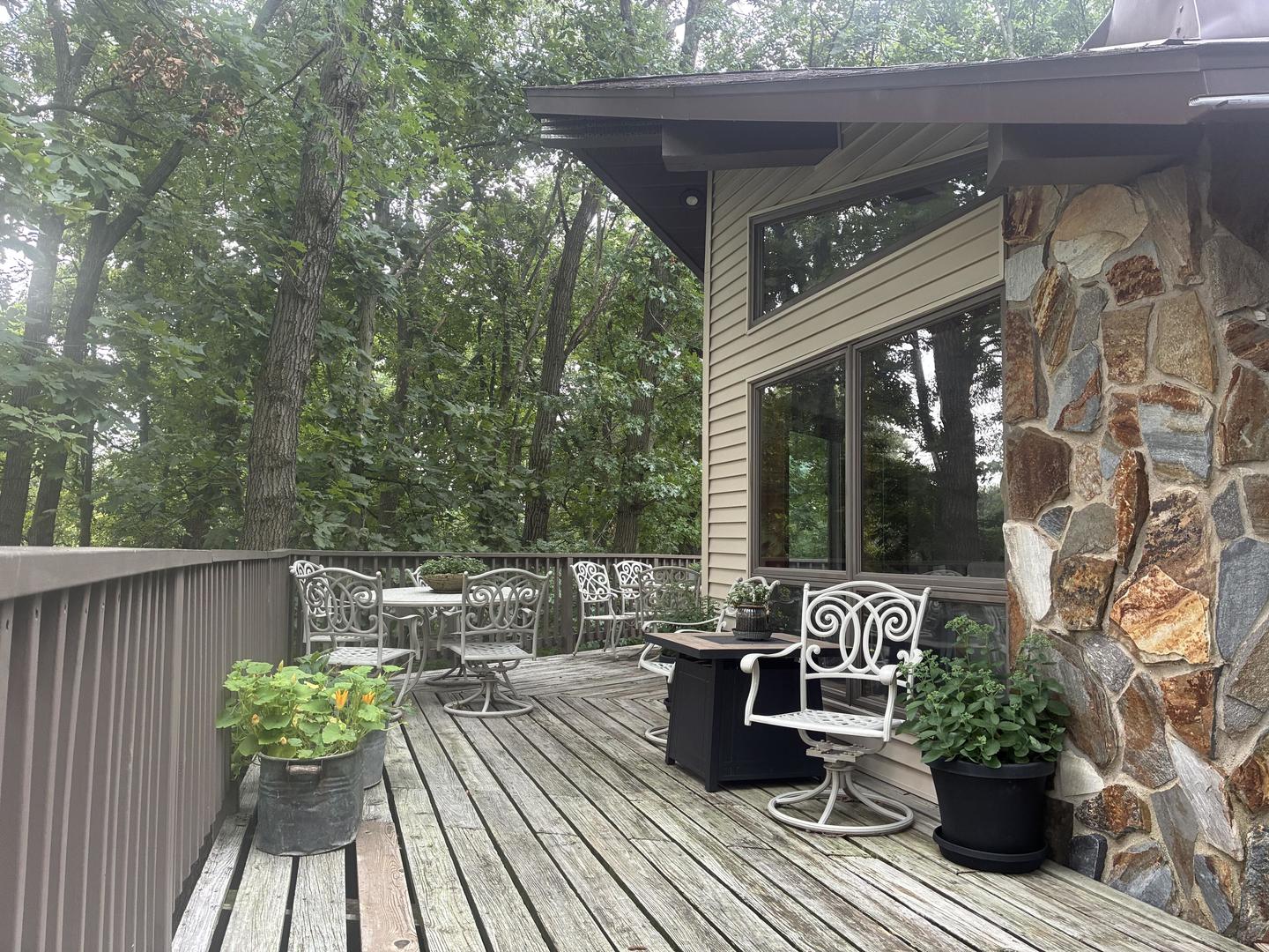 3-532 Fawn Ridge Drive Property Photo 5