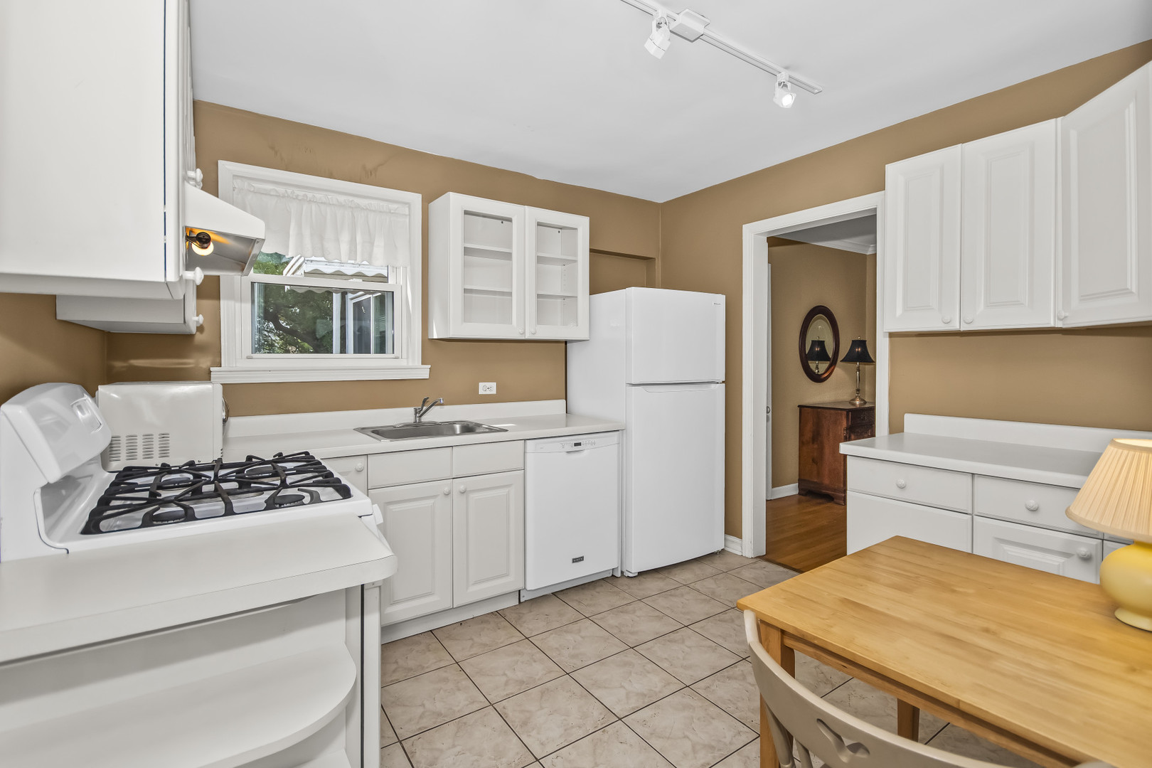 8130 Kilbourn Avenue Property Photo 13
