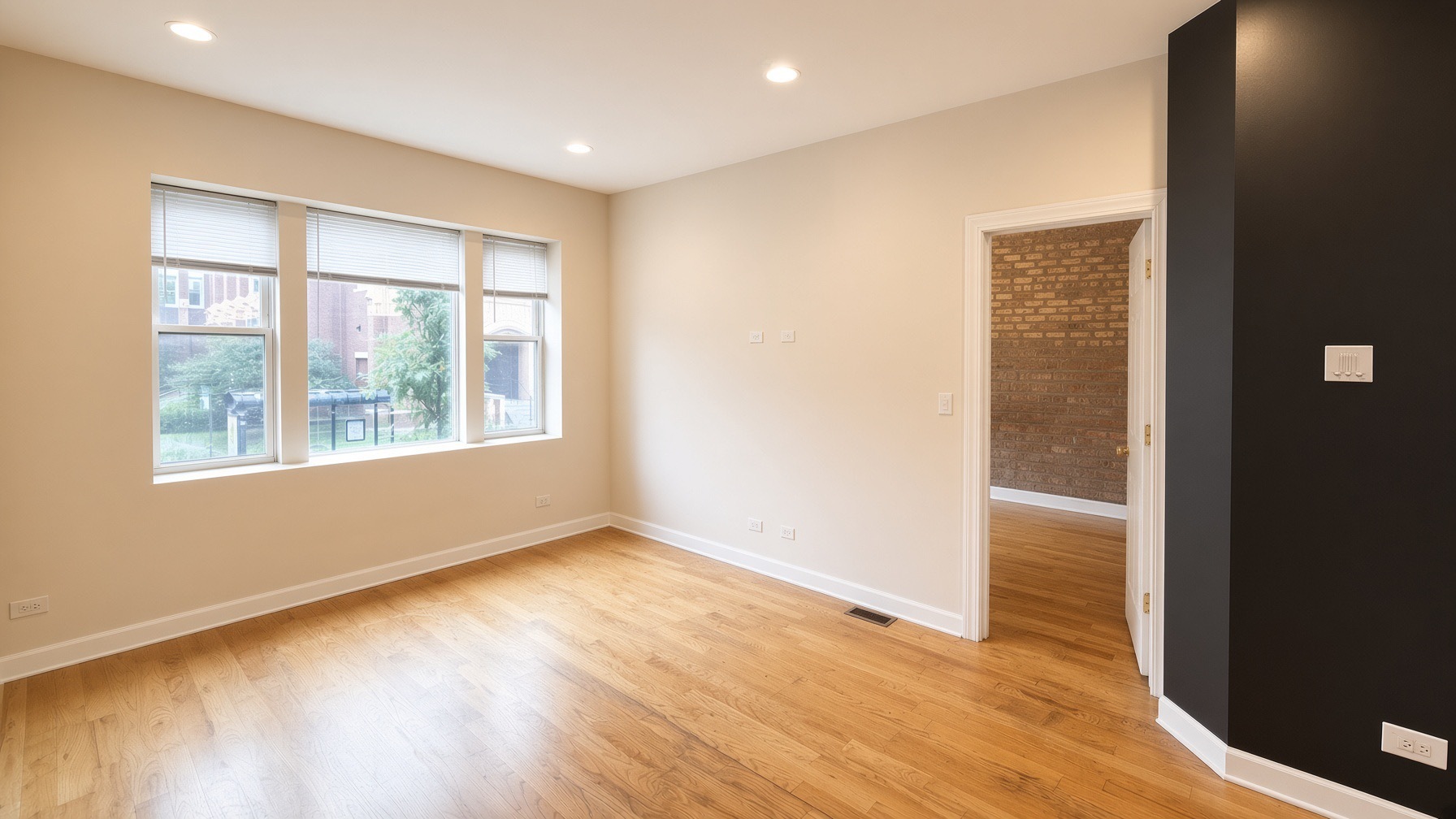 4605 N Kimball Avenue 1n Property Photo 4