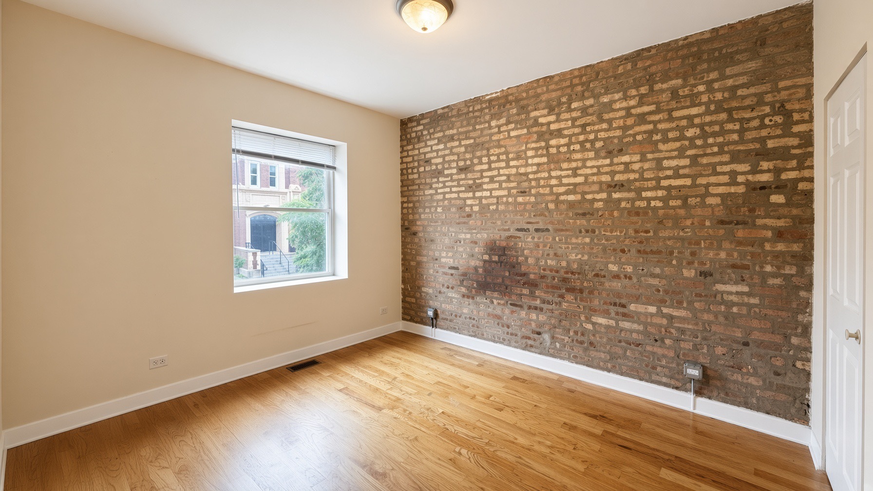 4605 N Kimball Avenue 1n Property Photo 8