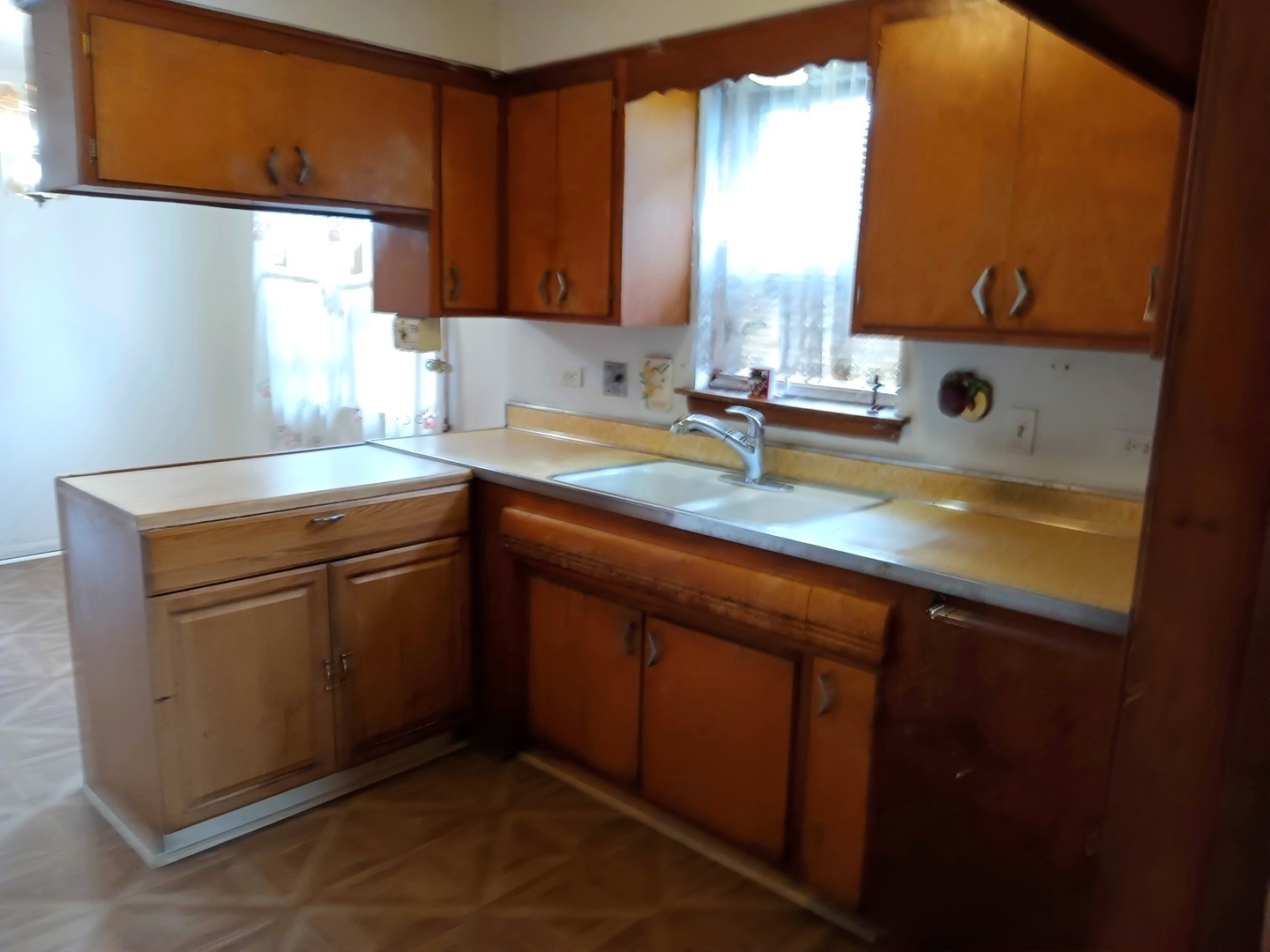 2133 W 49th Place Property Photo 8