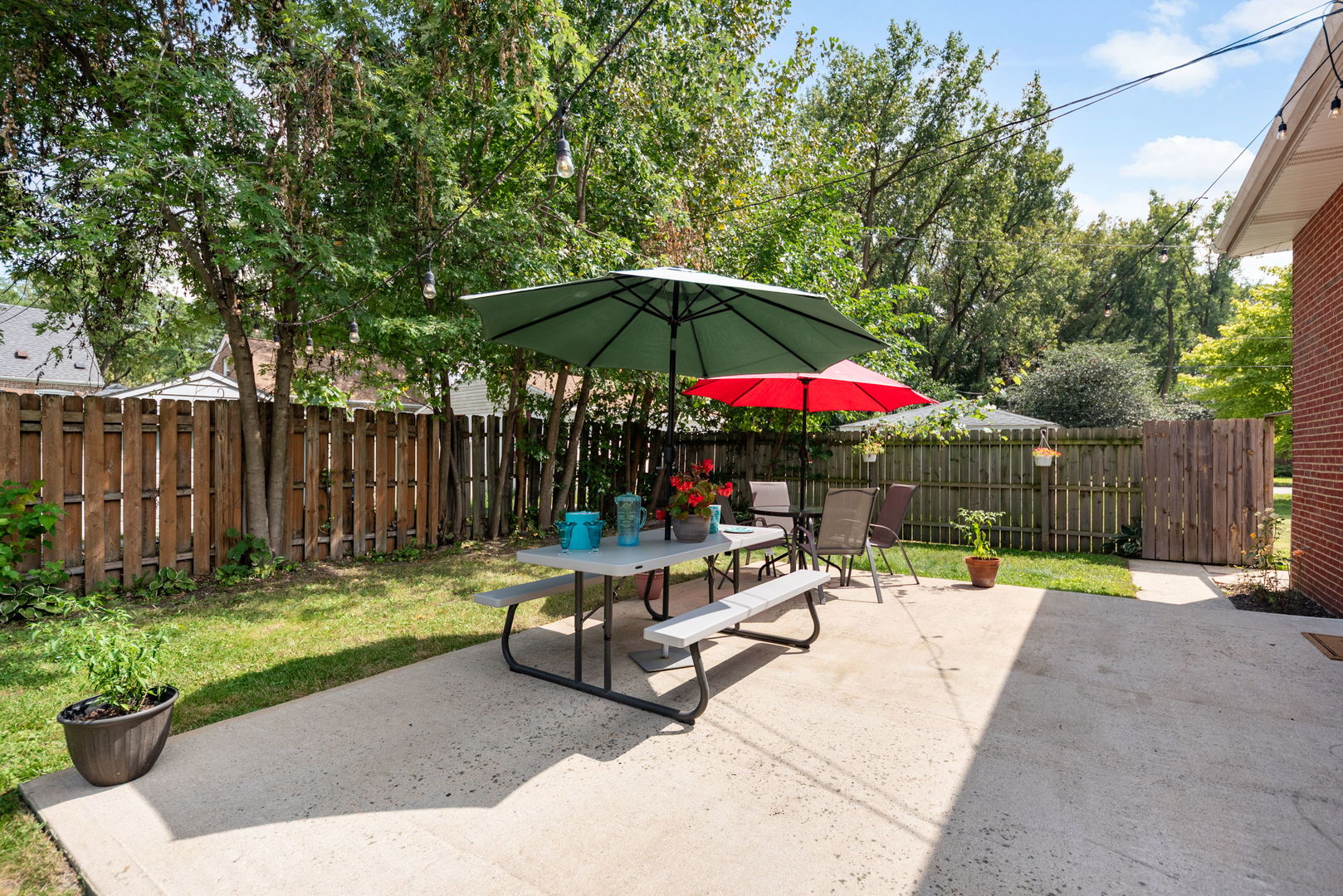 14241 S Mackinaw Avenue Property Photo 17