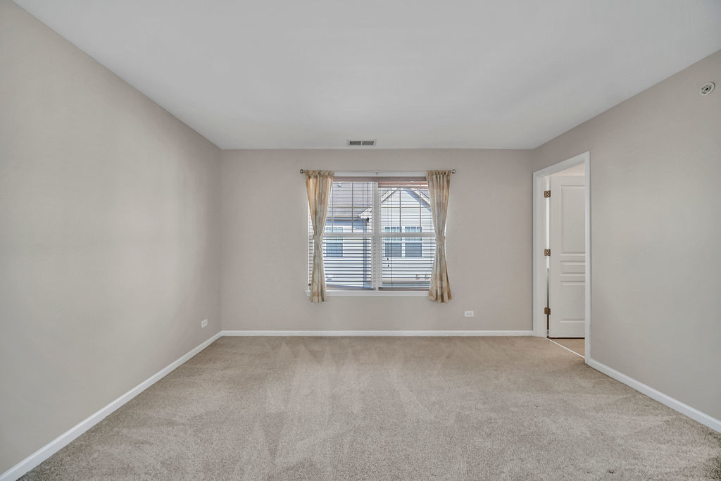 1260 Evergreen Avenue Property Photo 18