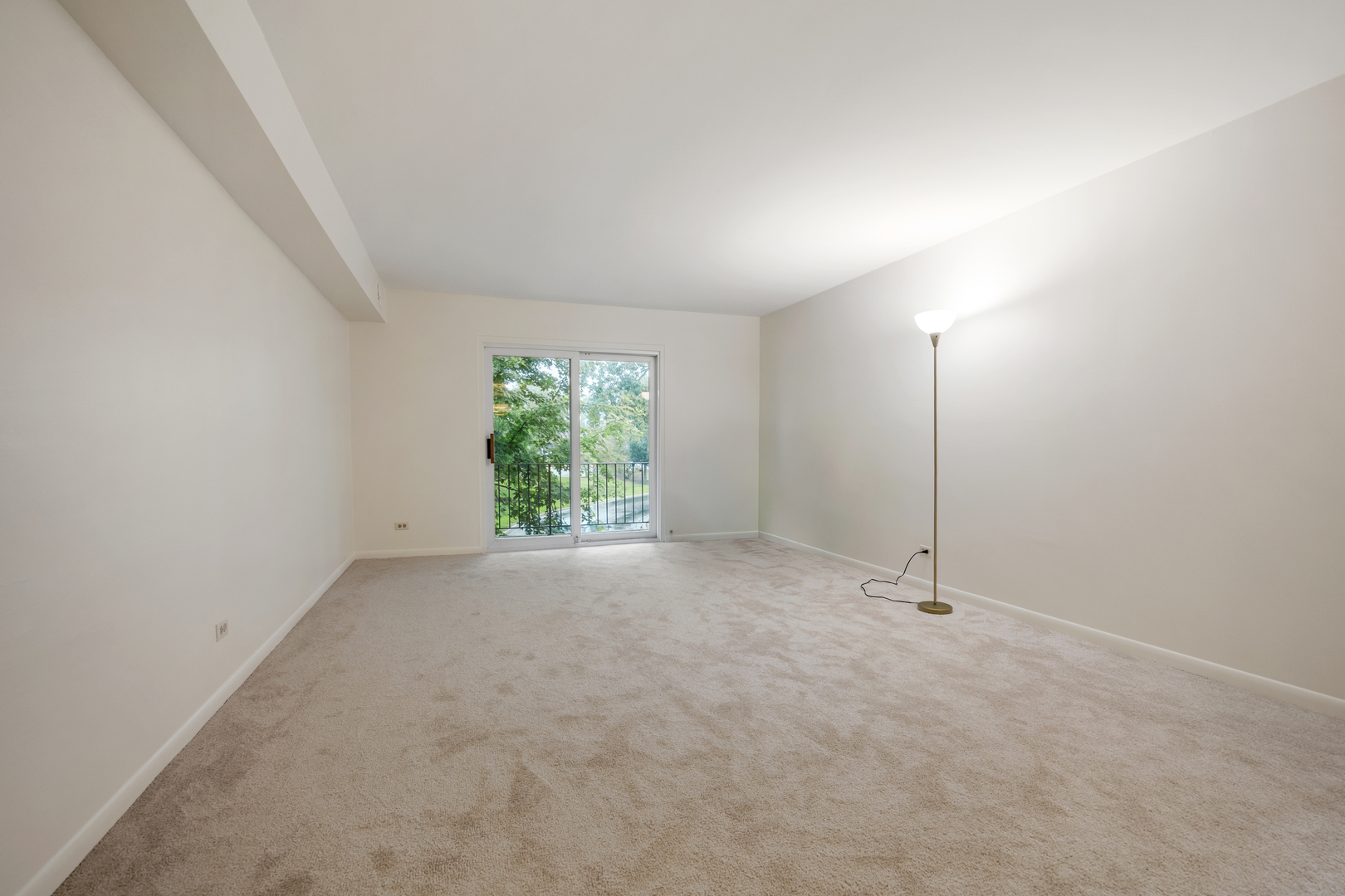 1 Oak Creek Drive 2303 Property Photo 4