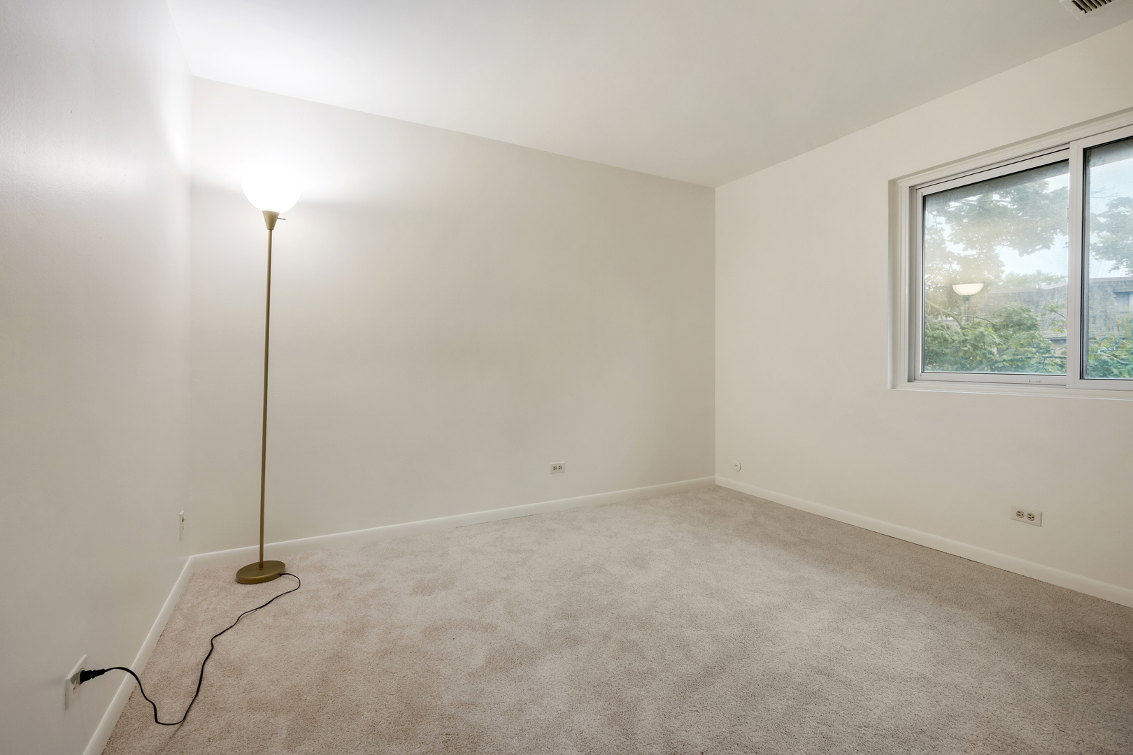 1 Oak Creek Drive 2303 Property Photo 10