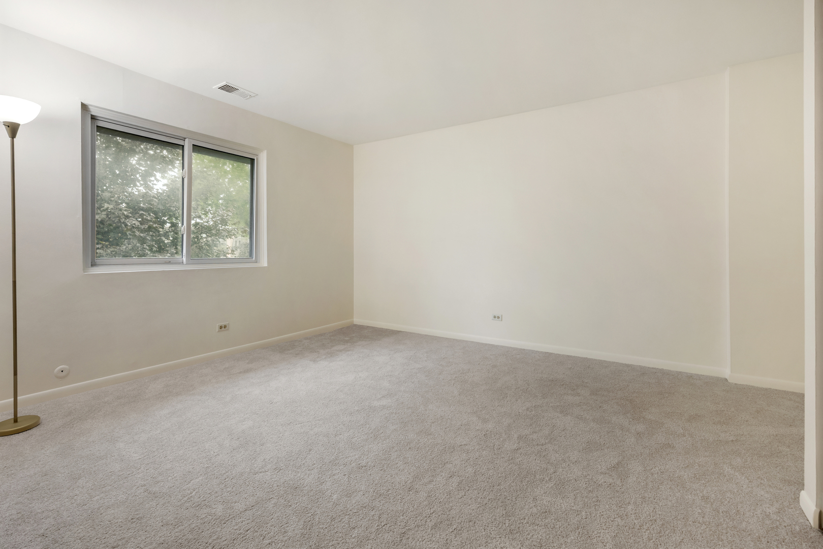 1 Oak Creek Drive 2303 Property Photo 16