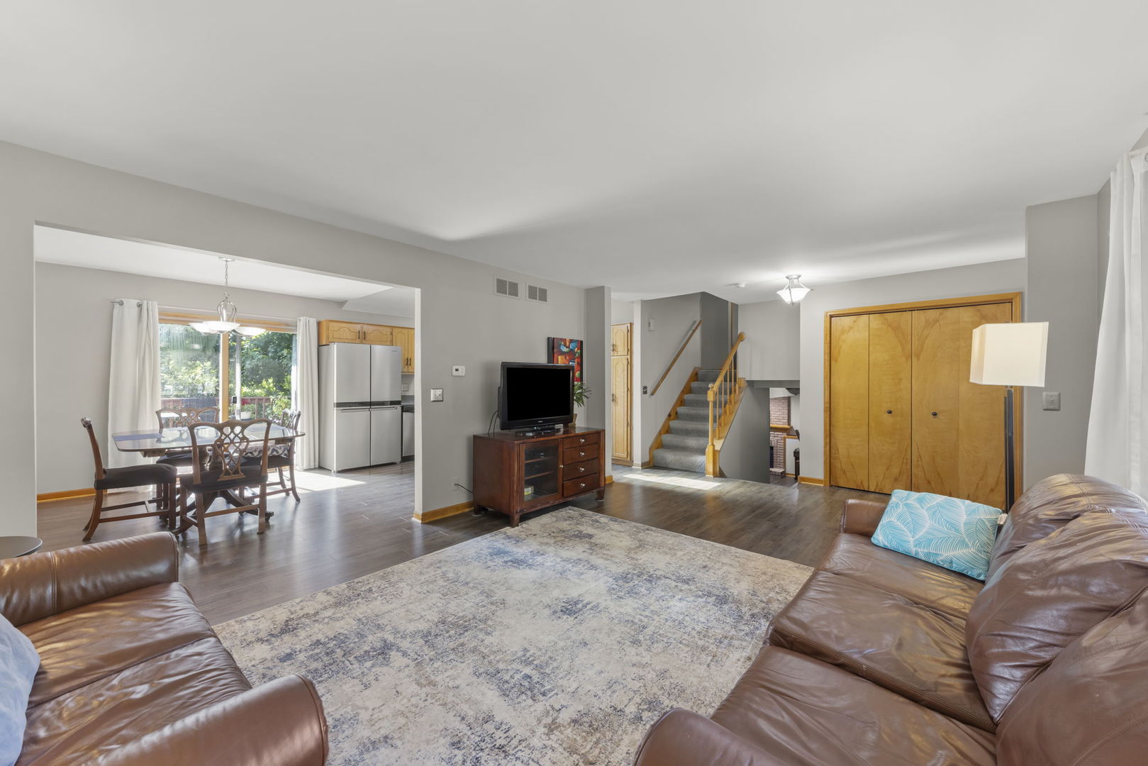 907 Wescott Road Property Photo 3