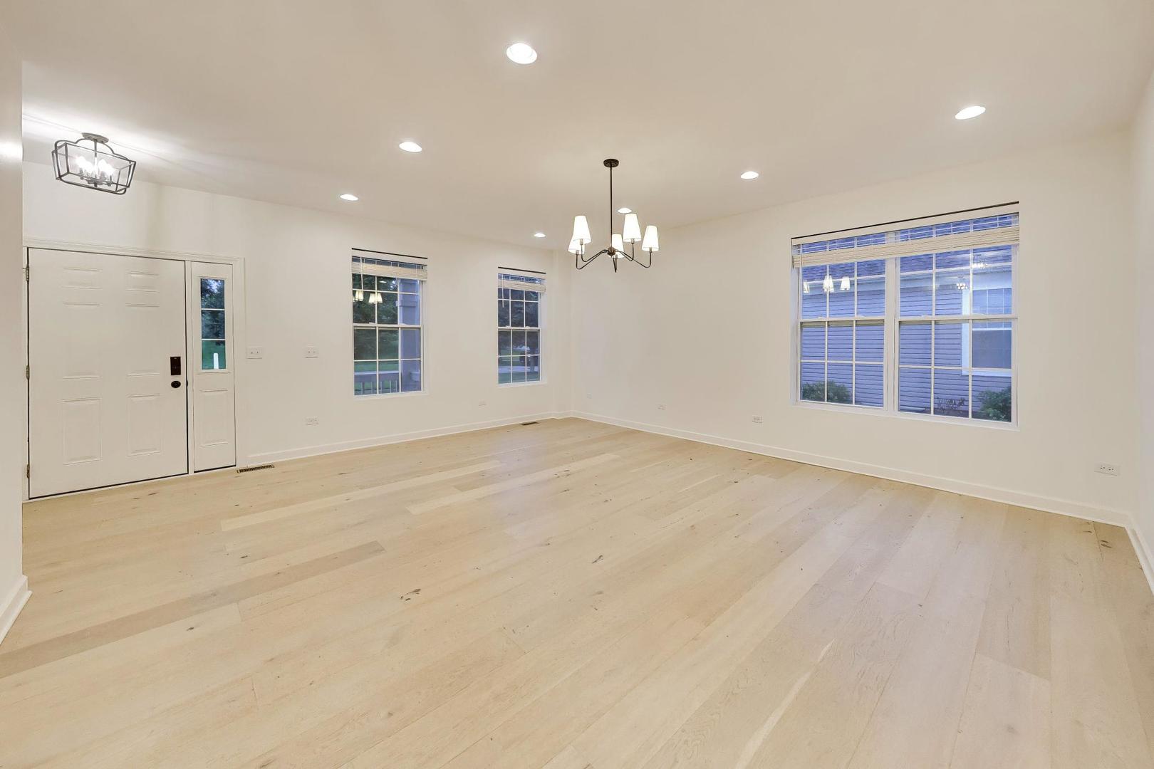 25315 W Rock Drive Property Photo 5